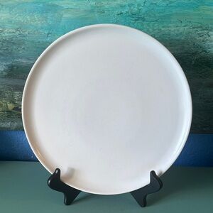 4 Elegant Classic Elite White Dinner Plates